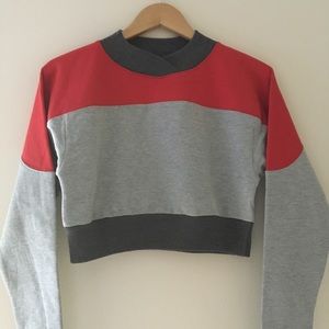 UO Darby Colorblock Cropped Sweatshirt